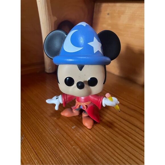 Funko Pop Sorcerer Mickey Mouse #799 Disney Walt Disney Archives Vinyl Figure - Picture 1 of 2